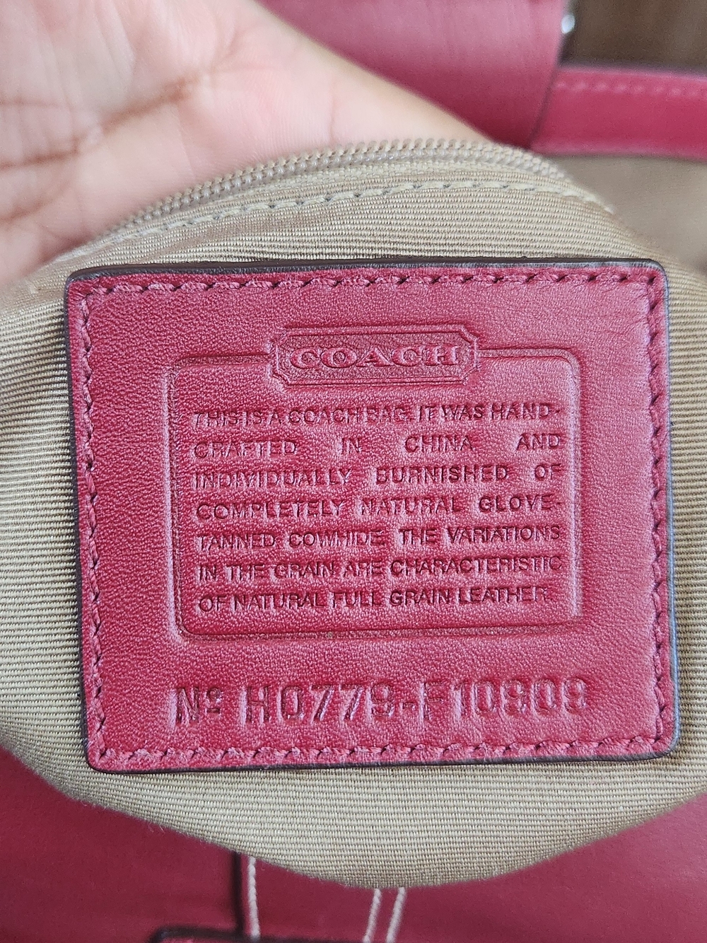👜❤️Coach Soho Red Leather Buckle Flap Shoulder Bag Hobo✨️ - Picture 9 of 9